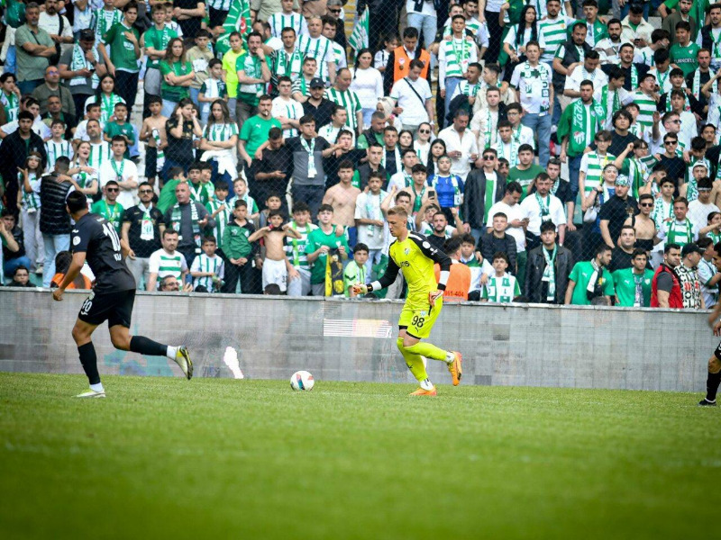  Bursaspor'un kalesi genç Kerem'e emanet